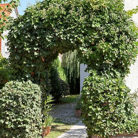 Apartment Monastery's Corner Comfort 120 Qm Buehl (Rastatt)